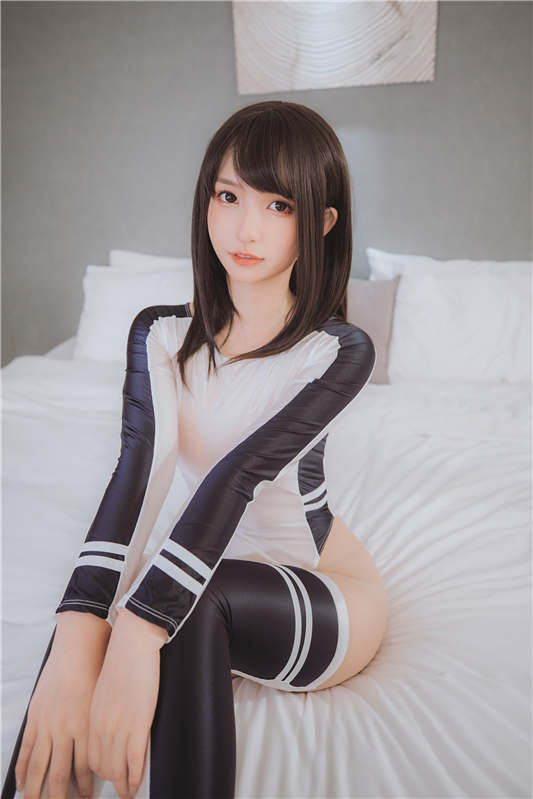 神楽坂真冬最新资源《水之形2》[150P/2V/853MB]