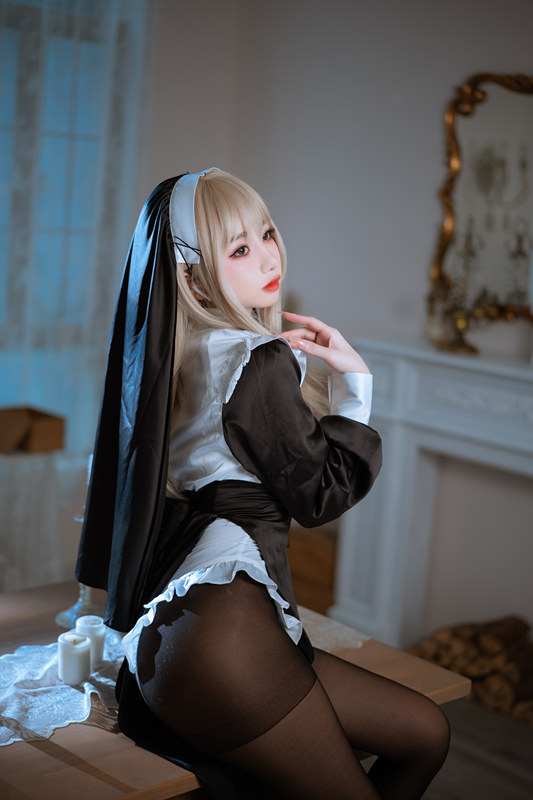 白嫩美少女鬼畜瑶 – 修女 [47P-99MB]