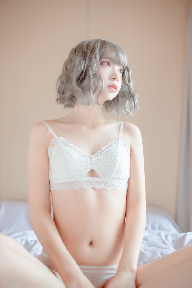 疯猫ss - NO.094 思绪本 [152P-2.03GB]