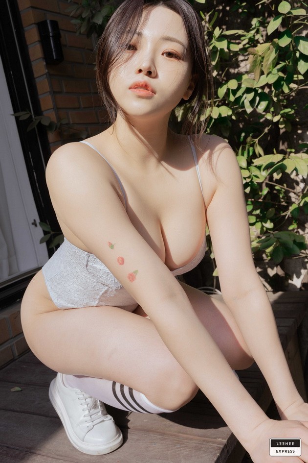 LeeheeExpress - NO.571 LEDG-180 Sunny[75P-214.2M]