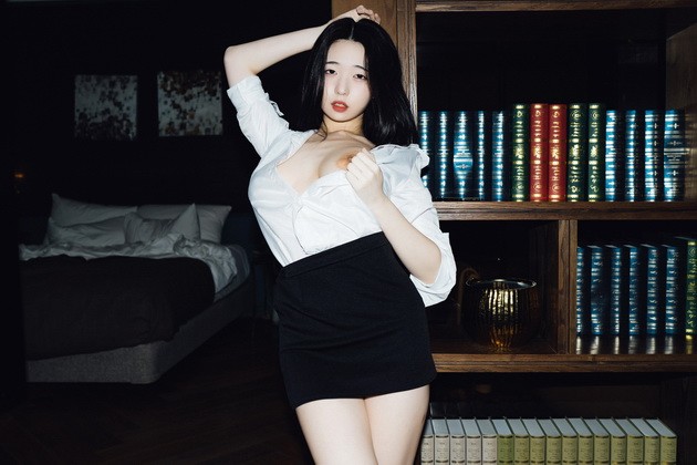 003.Yeon Woo – Moon Night Snap – Last Night Vol.2[75P-1V-1.1