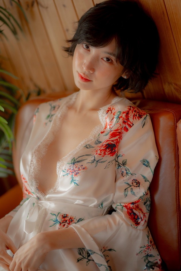 004.[Patreon] 韩国妹子Leezy 2025年05月 [108P-462MB]