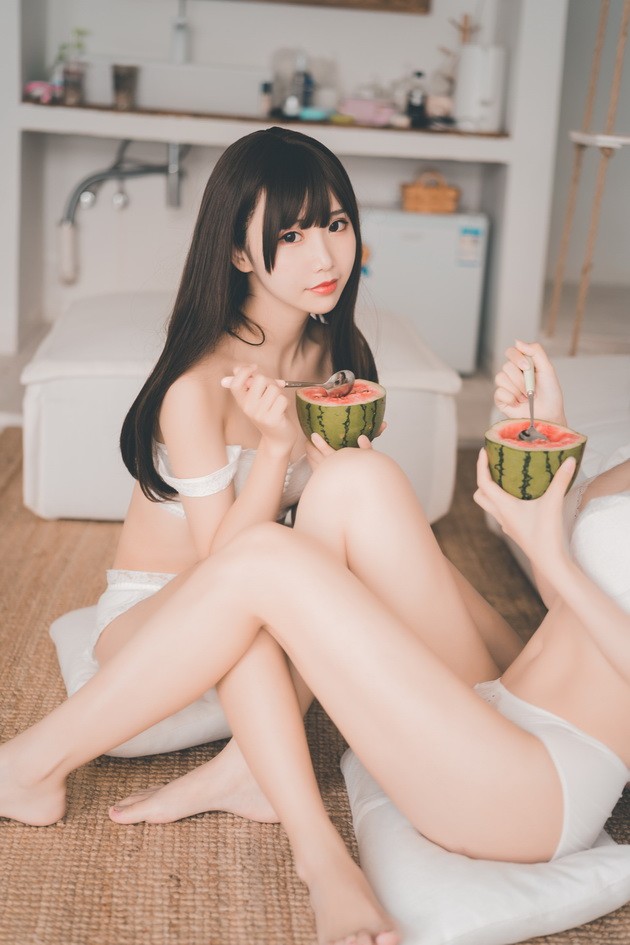 香草喵露露 NO.004 饼饼和香草喵 [23P-247MB]