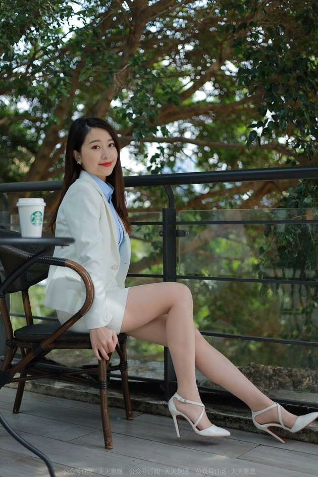 [IESS异思趣向] 2022.04.10 丝享家1055：小婕《都市白领》[93P／