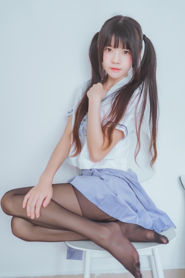 桜桃喵 NO.050 未熟2 黑丝 [49P-793MB]