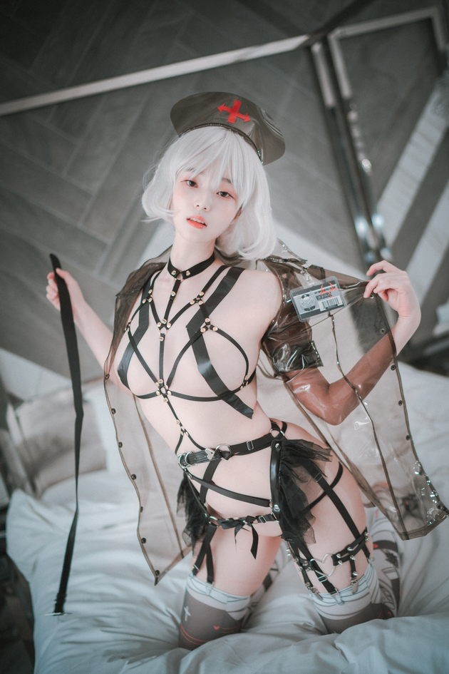 131.[DJAWA] BamBi – Nurse Nation (Black ver)[93P-1.07G]