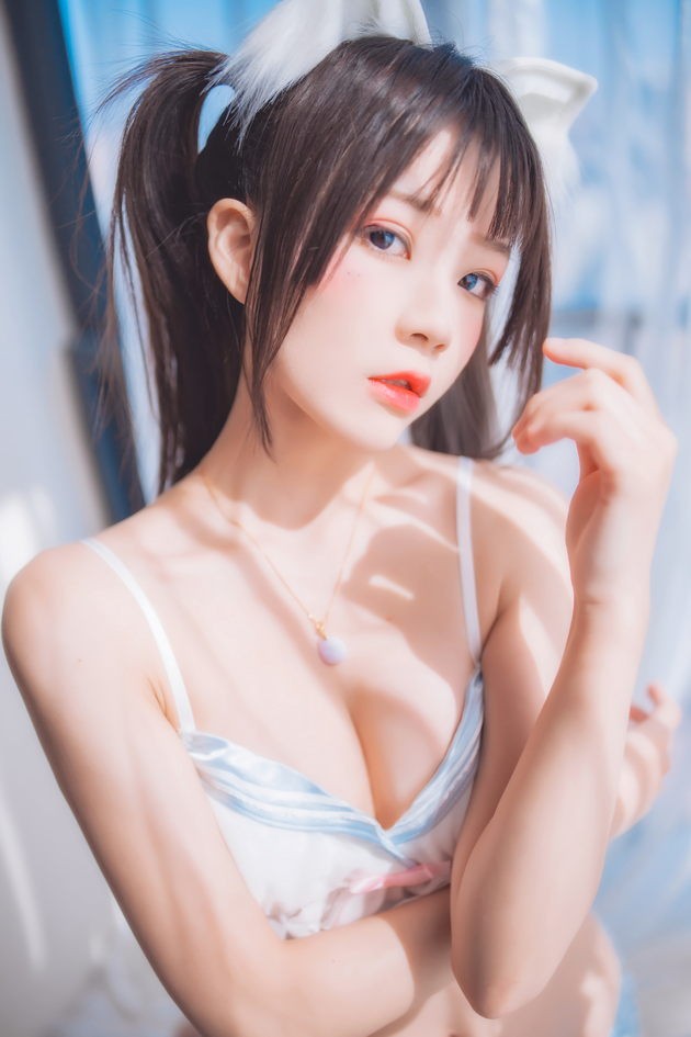 桜桃喵 NO.075 一只恋爱 [44P-672MB]